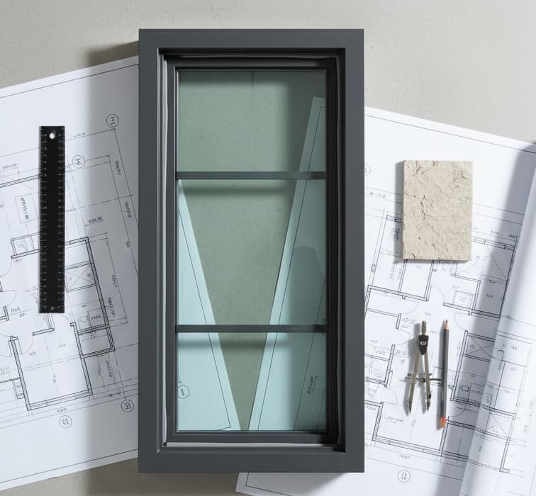 Fixed picture window with a clear view